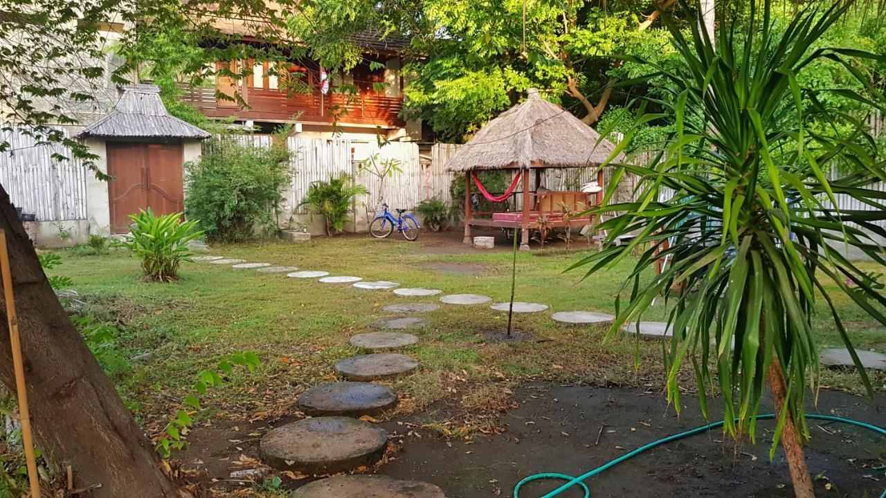Kayu Cottage Gili Trawangan Bagian luar foto