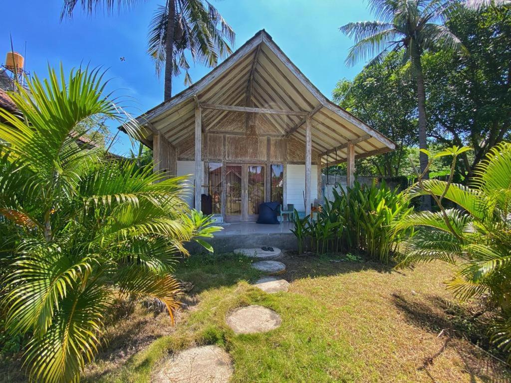 Kayu Cottage Gili Trawangan Bagian luar foto